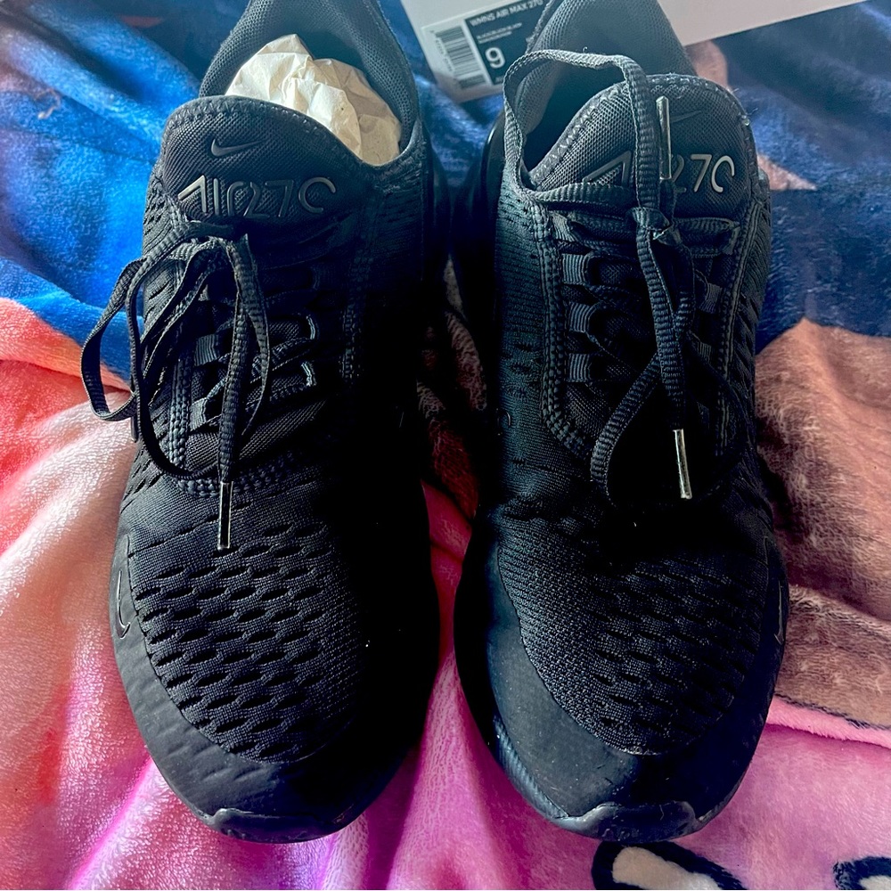 Women’s Nike 270